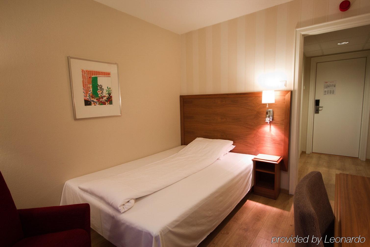 Thon Partner Hotel Backlund Levanger Esterno foto