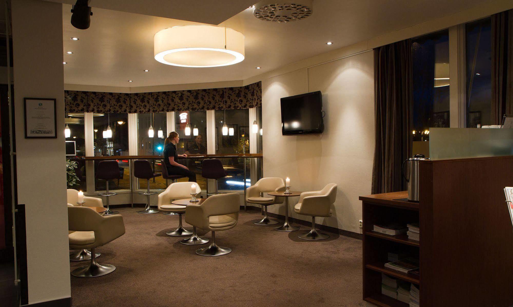 Thon Partner Hotel Backlund Levanger Esterno foto