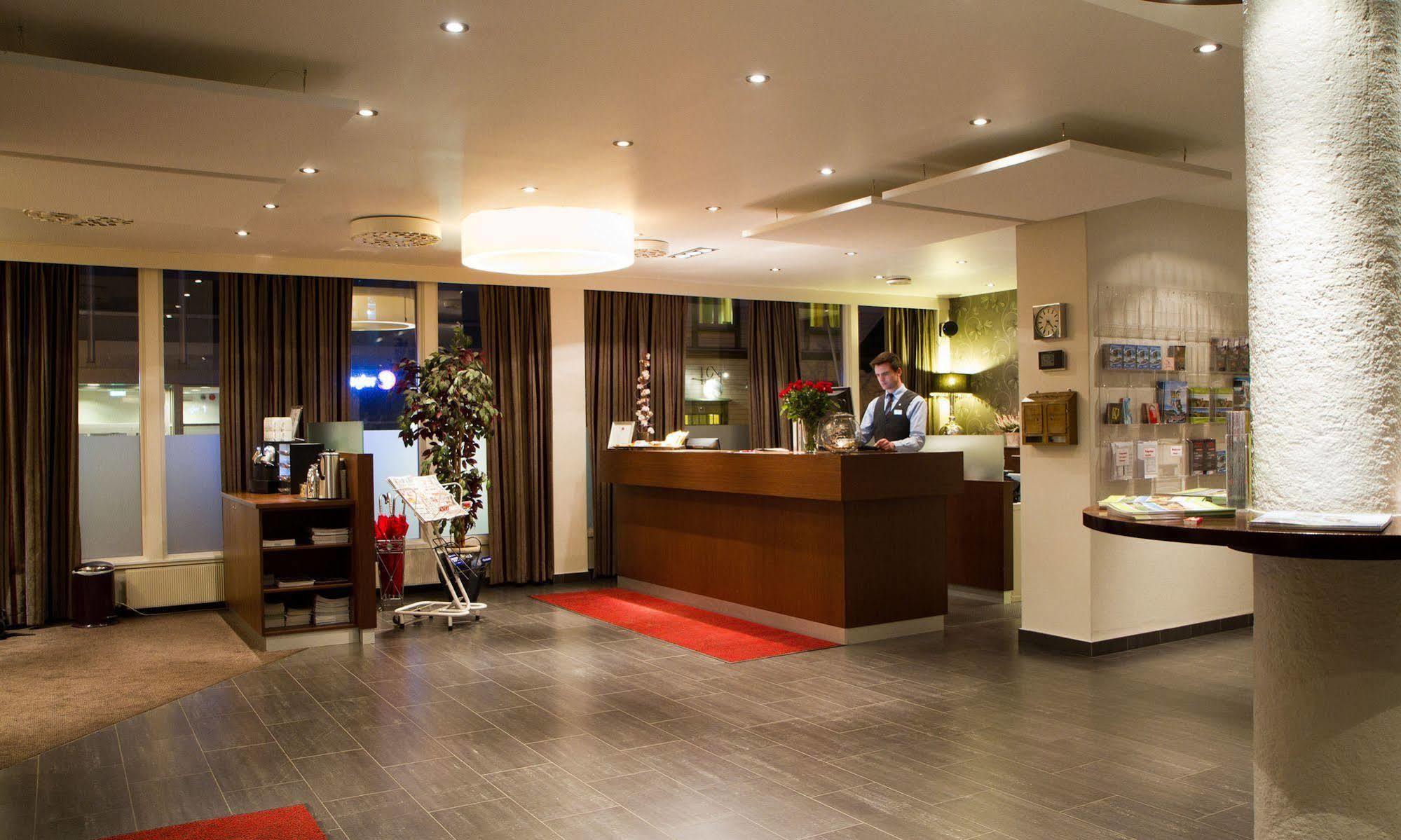 Thon Partner Hotel Backlund Levanger Esterno foto