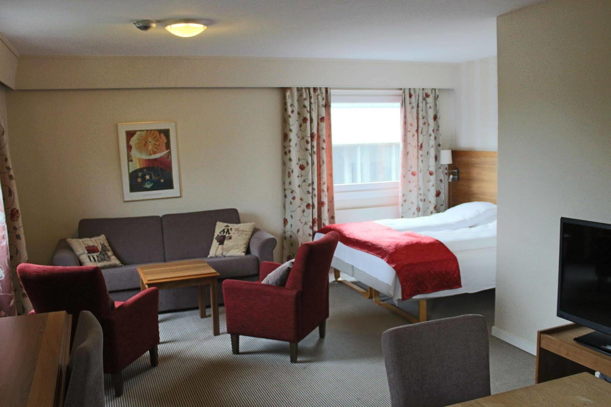 Thon Partner Hotel Backlund Levanger Esterno foto